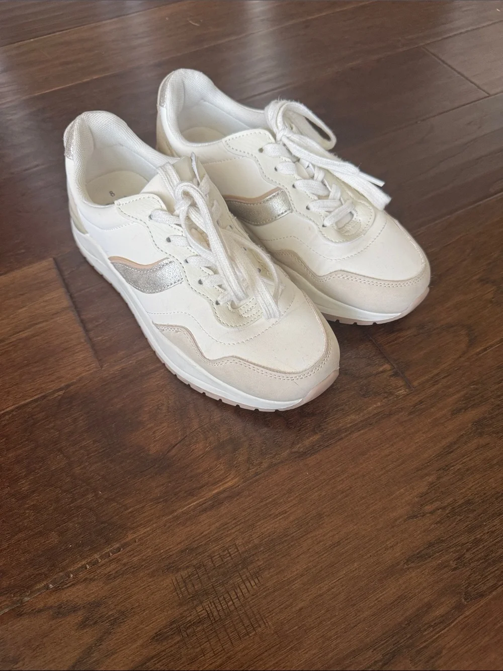 Time and Tru Casual Chunky Sneaker
